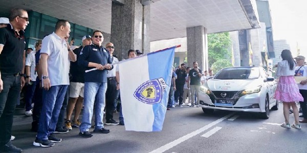 Bamsoet Buka Kejuaraan Nasional Teladan Time dan Fun Rally Putaran 2 di Jakarta