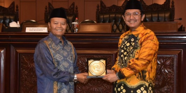 HNW: Para Dai Agar Menjadi Inspirator Solusi dan Menguatkan Kesatupaduan Umat dan Bangsa