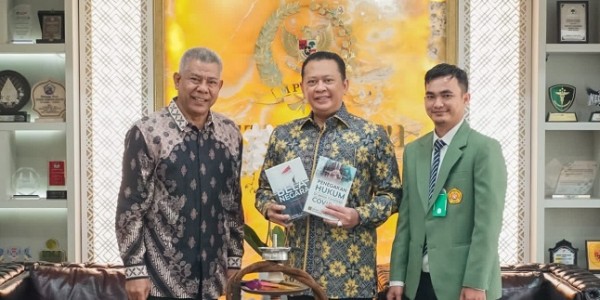 Terima Rektor UPN Veteran, Ketua MPR RI Ajak Wujudkan Kesejahteraan Rakyat Berdasarkan Pancasila