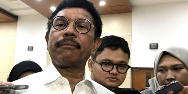 Korupsi BTS, Johnny G Plate Terima Duit Rp4 Miliar Dibungkus Kardus