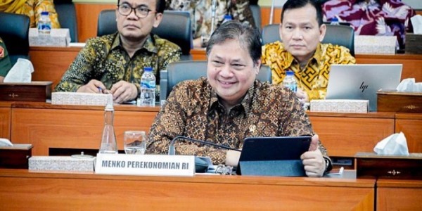 Survei Warna Institute: Airlangga Jadi Presiden Idola Kaum Perempuan 