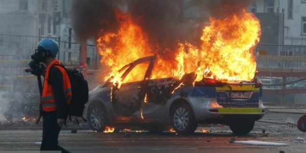 Kerusuhan Meluas di Prancis, Puluhan Kantor Polisi Diserang, Sejumlah Mobil dan Bangunan Dibakar 