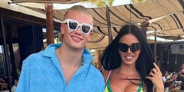 Bikin Iri, Haaland Terlihat Bersama Ivana Knoll
