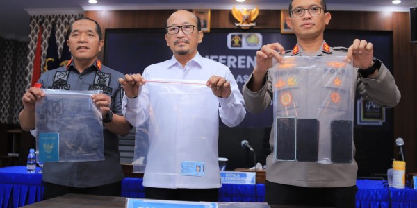 Petugas Imigrasi Tangkap 5 orang Sindikat Perdagangan Ginjal Internasional