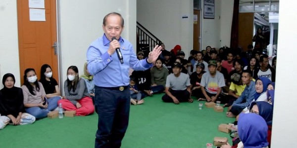 Rencana Pembebasan  Pilot Susi Air, Syarief Hasan : Negara Tak Boleh Kalah Dari Kriminalis
