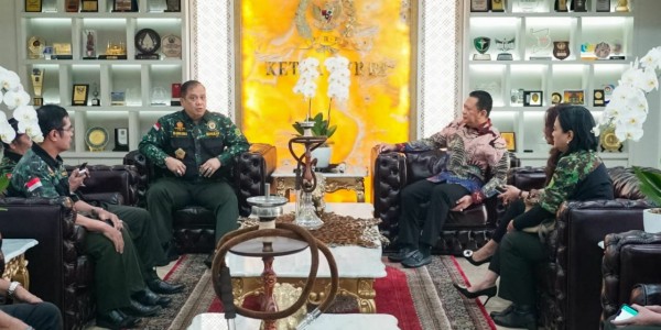 Terima Himpunan Putra Putri Keluarga Angkatan Darat, Ketua MPR RI Ajak Sukseskan Pemilu dan Pilkada Serentak 2024