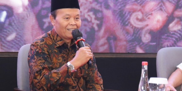 Pemprov Jakarta Tertibkan LGBT Tak Langgar HAM dan Tak Diskriminatif, HNW: Sesuai Konstitusi, HAM di Indonesia Dibatasi Oleh UU