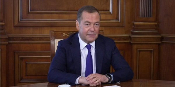 Ukraina Tolak Perundingan Damai, Rusia Justru Merasa Diuntungkan
