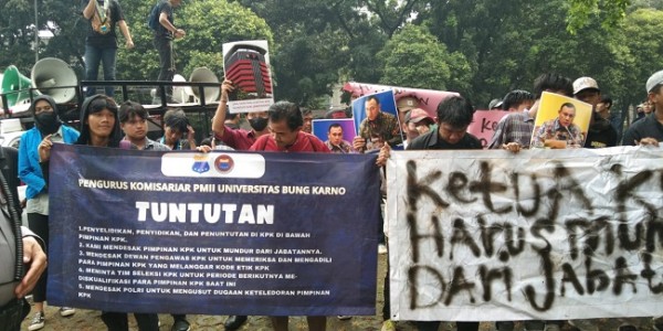 Aktivis PMII Minta Pimpinan KPK Mundur