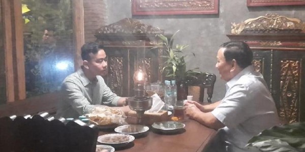 Gibran Bakal Dampingi Prabowo Jika Gugatan Usia Capres-Cawapres Dikabulkan MK