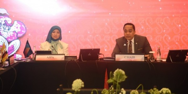 AIPA Beri Penghargaan Kepada Presiden AIPA Puan Maharani Atas Dedikasi dan Kontribusinya