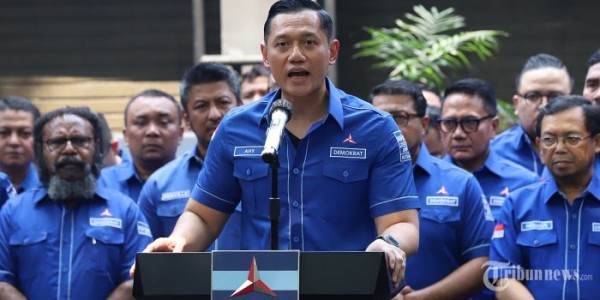 AHY Ngaku Pernah Laporkan Kelakuan Moeldoko ke Jokowi