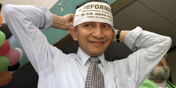 Amien Rais Siap Pasang Badan Bela Rocky Gerung