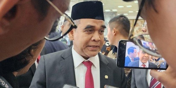 Sekjen Gerindra: Jangan Bawa-bawa Pak Jokowi Soal Restu Koalisi