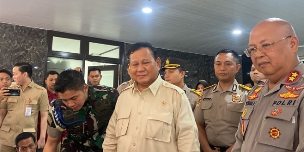 Survei LSI: Simulasi Pasangan Prabowo-Khofifah dan Prabowo-Erick Unggul