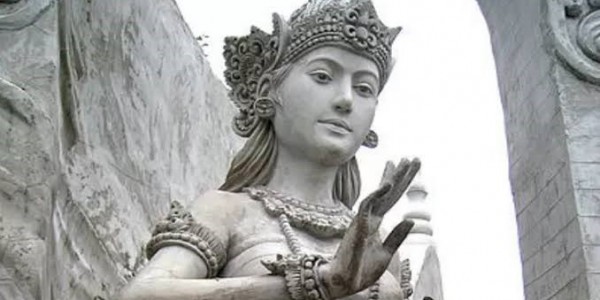 Karakter dan Kekuatan Gayatri Rajapatni Tunggadewi.