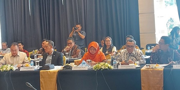 Anis Ingatkan PT SMI Agar Miliki Strategi Bagi Pinjaman Daerah yang Lewati Masa Jabatan Kepala Daerahnya