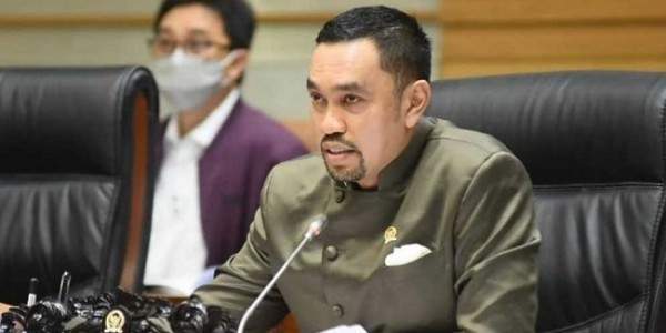 Sahroni Dorong Polri Tangkap Gembong Besar Narkoba Fredy Pratama