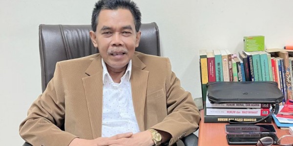 Membangun Karakter Anak Bangsa Melalui Ajaran Luhur Para Pendiri Bangsa Tidak Bisa Dipisahkan dari Pancasila dan UUD 45
