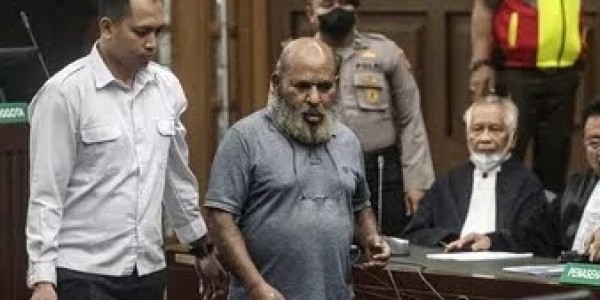Lukas Enembe Minta Dibebaskan dari Segala dakwaan