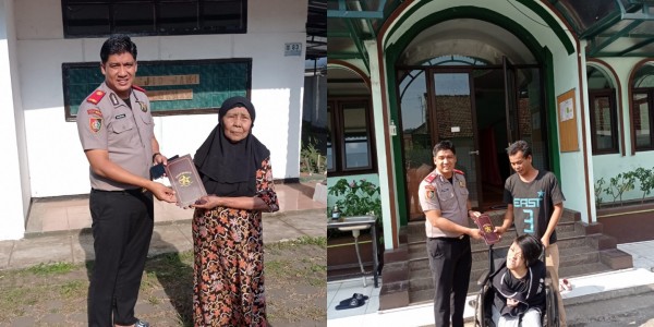 Serdik Sespimmen Ramadhanil Perkuat Interaksi dan Kepedulian Dengan Masyarakat Melalui Penyaluran Infaq dan Zakat di Lembang