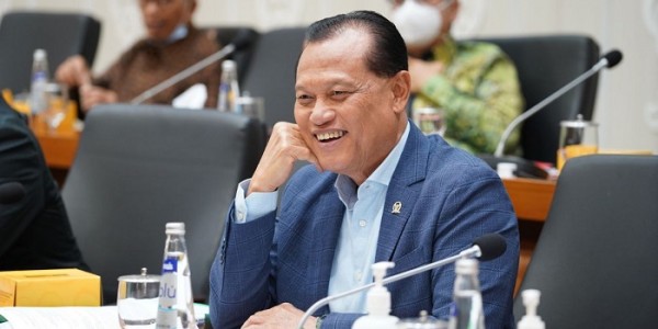 Ketua MKD Beri Apresiasi Kepada Jimly Asshiddiqie yang Beri Wawasan Luas Tentang Etika