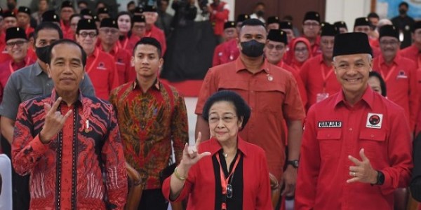 Jokowi Diusulkan Jadi Ketum Gantikan Megawati, Begini Tanggapan PDIP 