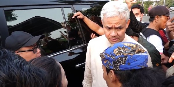 TikToker Asal Cirebon Curhat ke Ganjar Pranowo soal Penutupan TikTok Shop