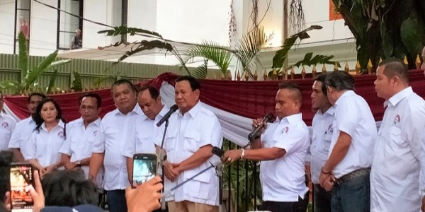 Gibran Diusulkan Jadi Cawapres, Prabowo: Kita Lihat Nanti, dan Tunggu Putusan 