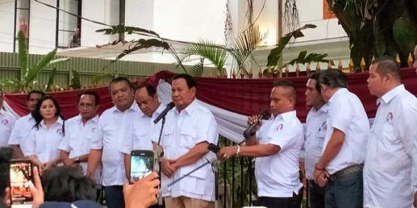Kini Didukung, Prabowo Kenang Saat Bersebrangan dengan Aktivis 98 