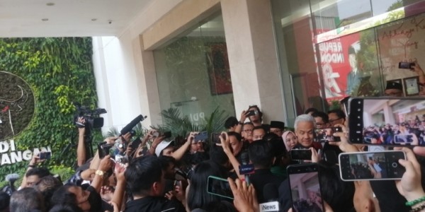 Alasan PDIP Pilih Mahfud MD Jadi Cawapres Ganjar