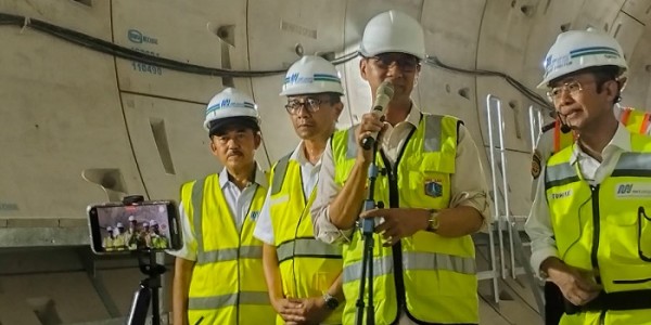 Tinjau Proyek Pembangunan MRT Fase 2 dari Monas-MH Thamrin, Heru: Sudah Mencapai 62 Persen