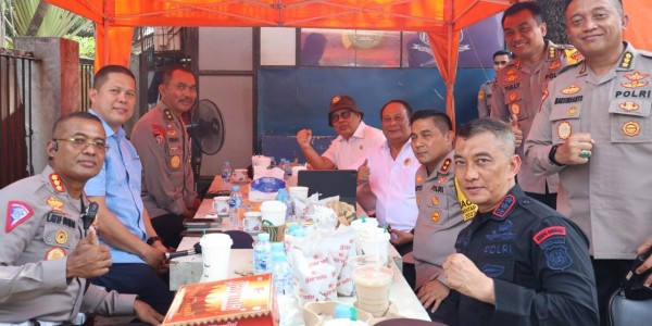 Pantau Pendaftaran Capres, Kompolnas Lakukan Pengawasan Pengamanan di KPU