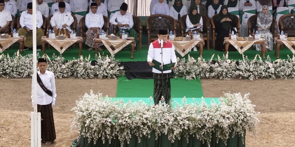 Di Depan Ribuan Santri, Gus Muhaimin Siap Prioritaskan Kemakmuran Guru