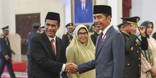 Lantik Andi Amran Sulaiman Jadi Mentan, Ini Alasan Jokowi