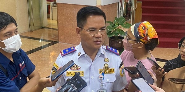 Dishub DKI Pasang CCTV dan Derek Kendaraan yang Kedapatan Parkir Sembarangan 