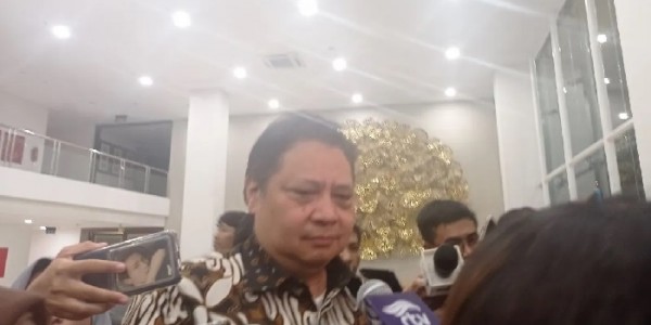 Airlangga Sebut Banyak Keluarga Bobby Nasution Adalah Kader Golkar