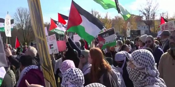 Ratusan Warga AS Demo Pro Palestina di Dekat Rumah Joe Biden
