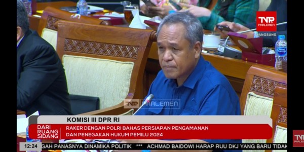 Soal Netralitas, Komisi III DPR: Ada Anggota Polisi Tugasnya Pasang Baliho