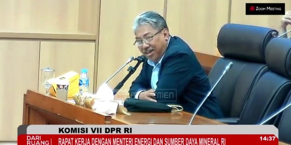 Tergesa-gesanya Perpanjangan Kontrak Freeport Patut Diduga Ada Uang Muka untuk Pemilu