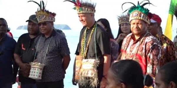 Kepala Kampung Raja Ampat: Kami Yakin Pak Ganjar Bisa Memajukan Papua!