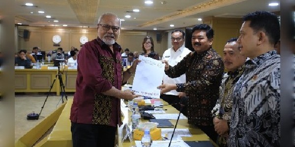 Abraham Liyanto Minta Menteri ATR/CPN Tuntaskan PTSL di NTT