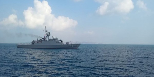 Iran dan Oman Gelar Manuver Maritim Bersama di Selat Hormuz