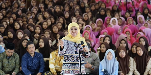 Pamit Akhiri Masa Jabatan, Gubernur Khofifah Didoakan Ponpes di Malang Lanjutkan Periode ke-2