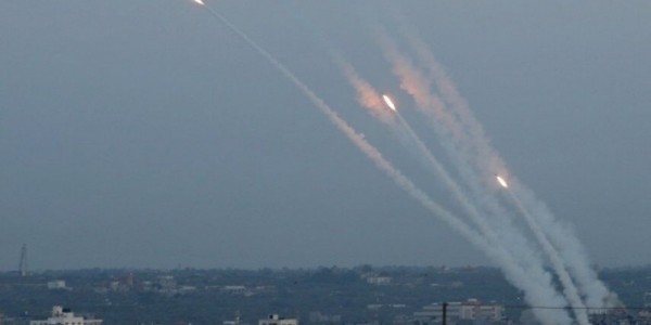 Rudal-rudal Pejuang Palestina Kembali Hantam Tel Aviv