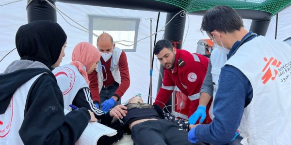 WHO: Petugas Medis di Gaza Ditahan, Dipukuli dan Ditelanjangi oleh Israel