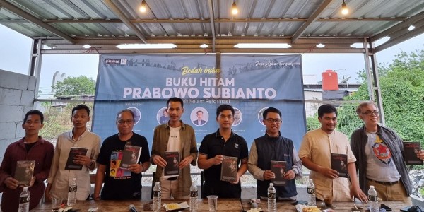 Bedah 'Buku Hitam Prabowo' di Surabaya, Aktivis Komit Tolak Pelaku Pelanggar HAM Berat