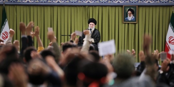 Ayatullah Khamenei: Jangan Pernah Ragu, Zionis Israel Pasti akan Musnah dari Muka Bumi