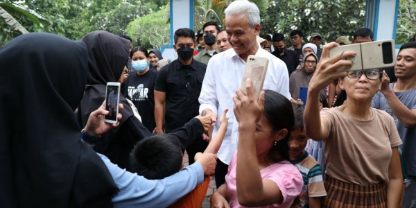 Ganjar Siapkan Rp 4 Triliun untuk Insentif Guru Agama se-Indonesia
