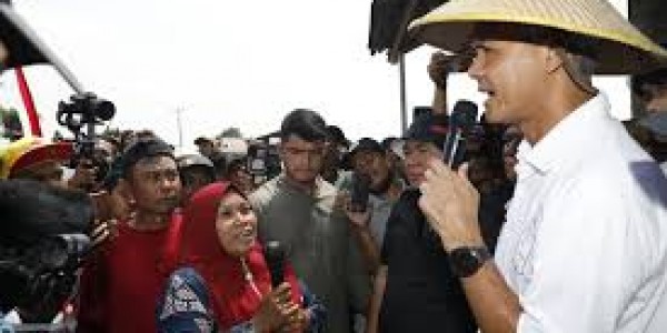 Di Hadapan Ribuan Petani Demak, Ganjar Siap Tambah Pupuk Khusus Petani
